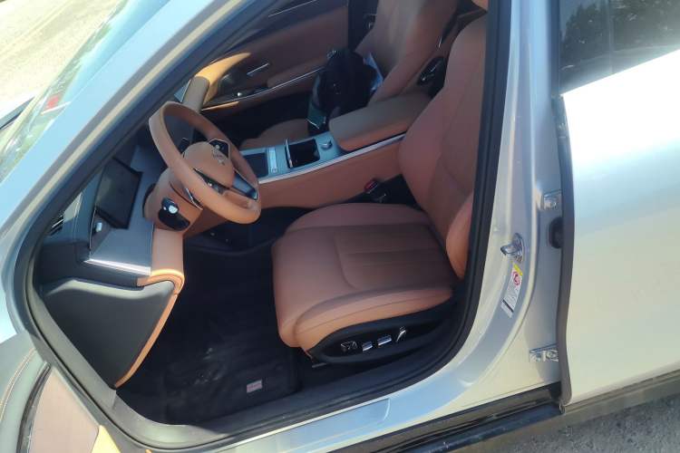 Used BYD Han L 2025 EV Four-Wheel Drive LiDAR Flagship Model