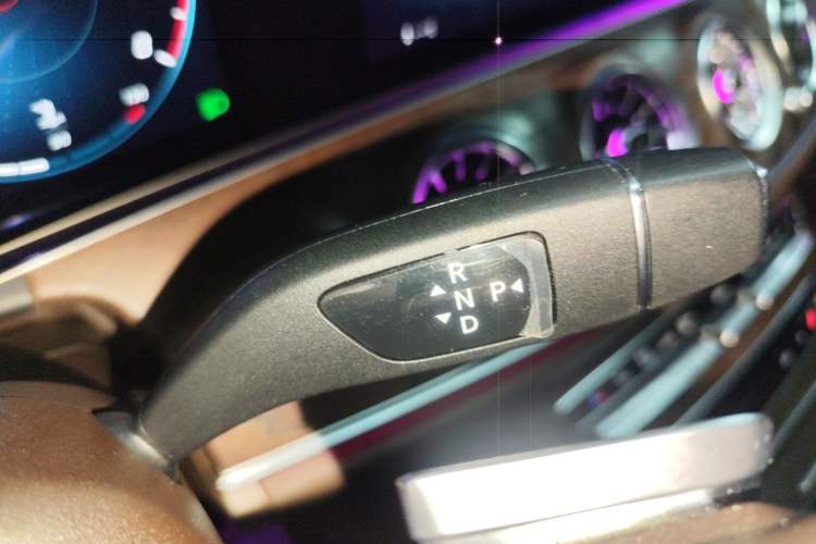 Used Mercedes-Benz E-Class 2022 Second Facelift E 260 L