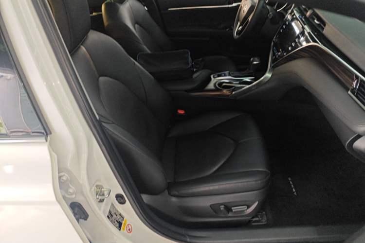 Used Toyota Camry 2018 2.5G Luxury Edition Right Front Seat