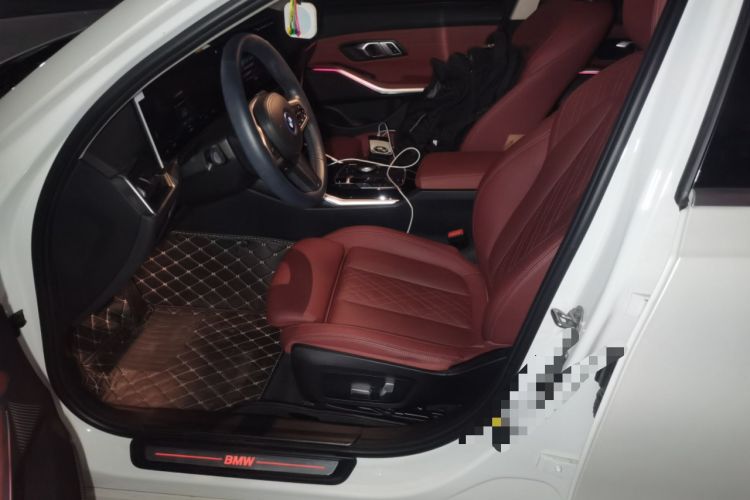 Used BMW i3 2022 eDrive 35 L Left Front Seat