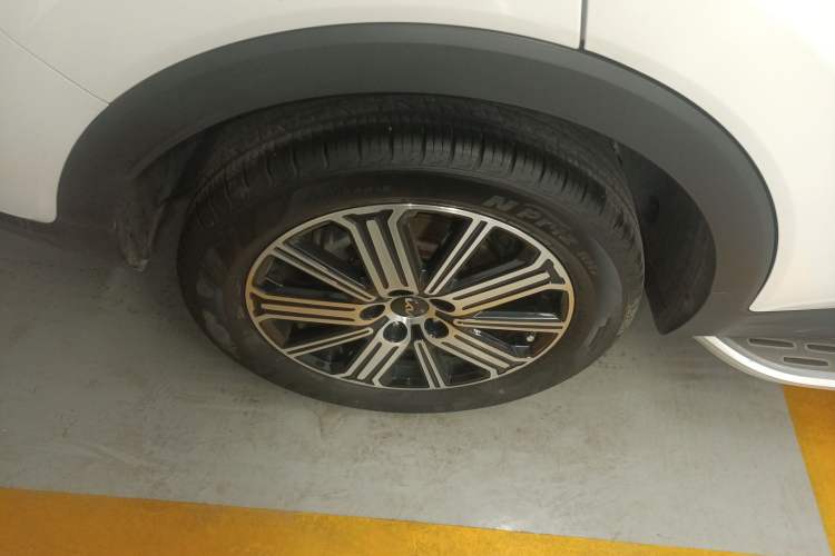 Used Kia Sportage R 2021 Ace 2.0L Splendid Edition Right Rear Wheel Hub