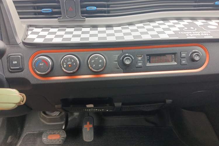 Used Wuling Hongguang MINIEV 2022 Zizai Version Lithium-NMC