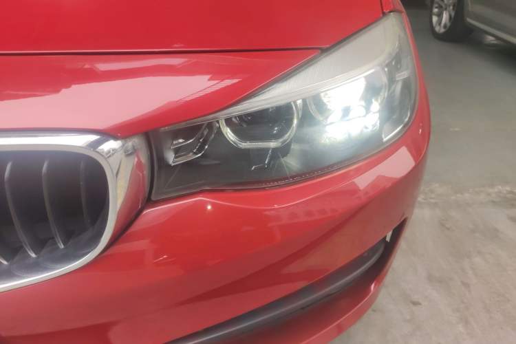Used BMW 3 Series GT 2018 320i Sport Edition

