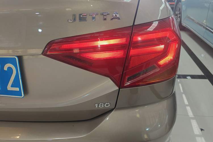 Used Volkswagen Jetta 2017 1.5L Automatic Fashion Model
