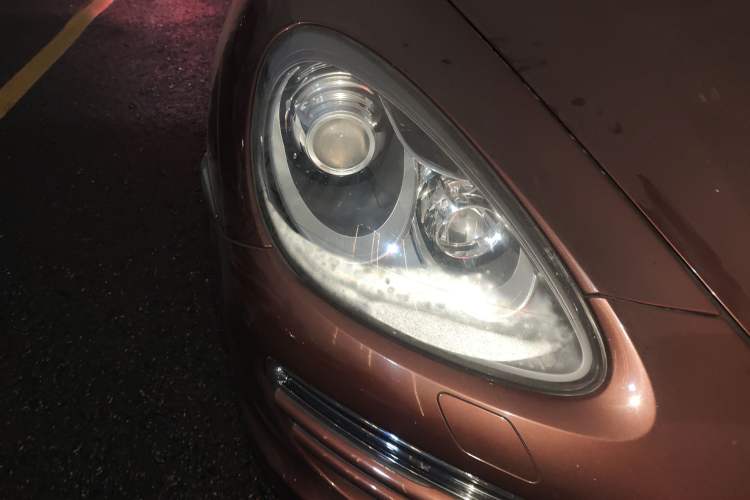 Used Porsche Cayenne 2011 Cayenne 3.0T Right Front Headlight