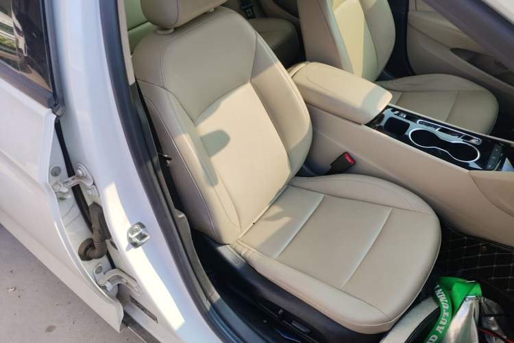 Used Buick Regal 2020 552T Elite Edition Right Front Seat