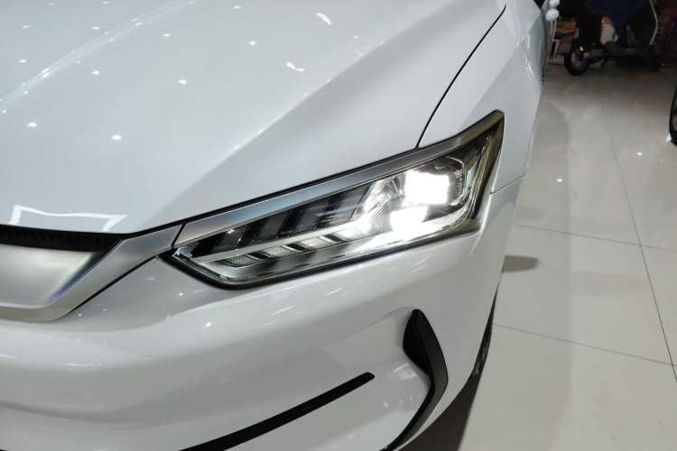 Used BYD Qin PLUS 2021 EV 500KM Luxury Model
