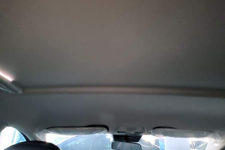 Used Hongqi E-QM5 2022 431 km Charge & Enjoy Edition