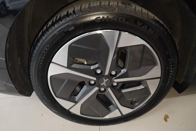 Used XPeng MONA M03 2024 620 with Ultra-Long Range Exterior 2