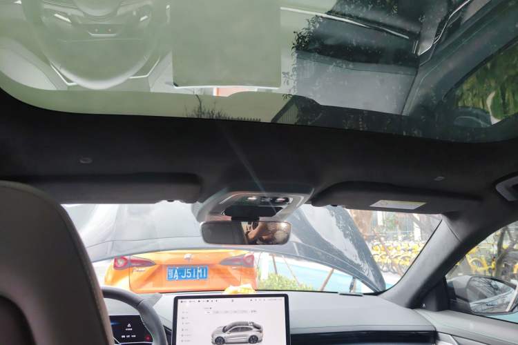 Used Zeekr 001 2023 WE Edition 100 kWh Headliner