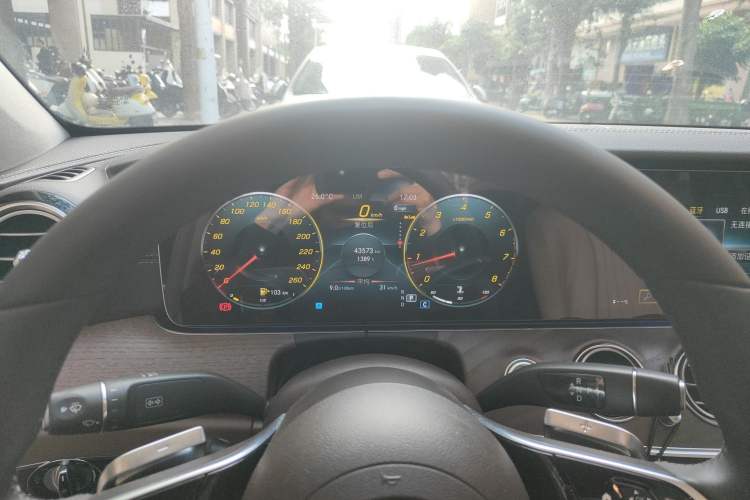 Used Mercedes-Benz E-Class 2023 E 300 L Luxury Model