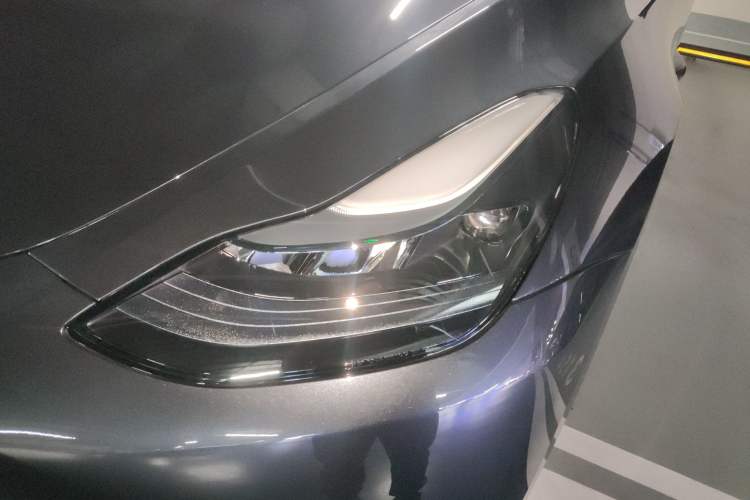 Used Tesla Model Y 2024 Rear-Wheel-Drive Version Left Front Headlight