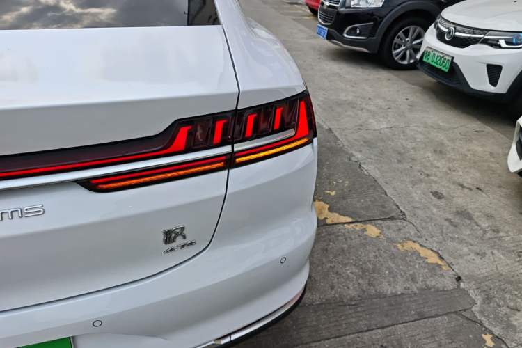 Used BYD Han 2020 DM Four-Wheel Drive Performance Edition Prestige Model Exterior 3