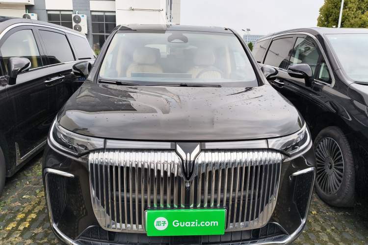 Used VOYAH Dream 2025 PHEV Four-Wheel-Drive Flagship Kunpeng Edition Front