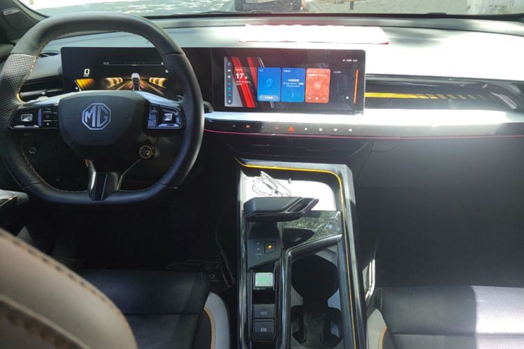 Used MG 5 Scorpio 2022 1.5T Trophy Sport Luxurious Edition