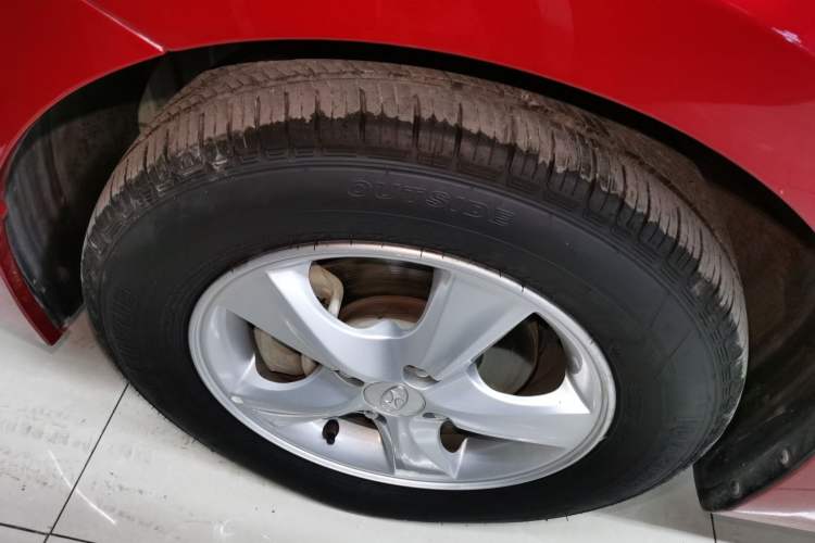 Used Hyundai Verna Ray 2014 1.4L Automatic TOP
