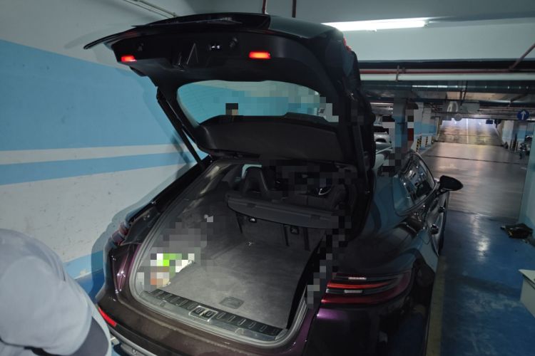 Used Porsche Panamera 2017 Panamera 4 Sport Turismo 3.0T Trunk