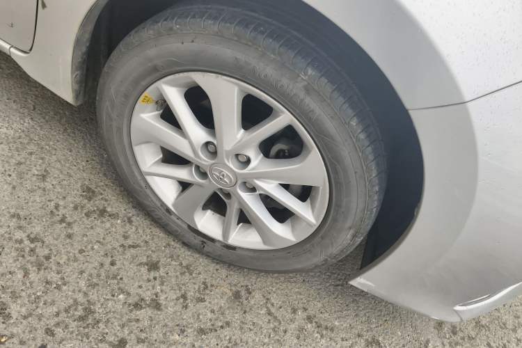 Used Toyota Corolla 2014 1.8L CVT GLX-i