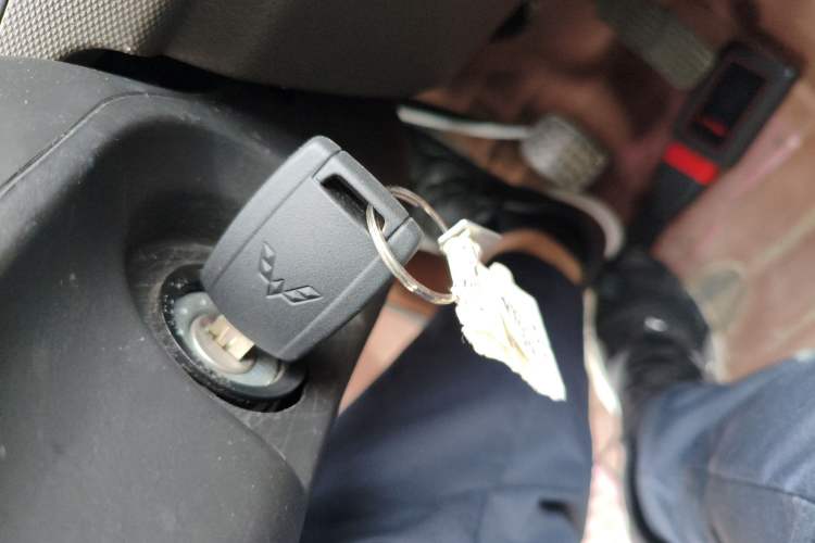 Used Wuling Rongguang S 2023 1.5L Base Version 5/7 Seats
