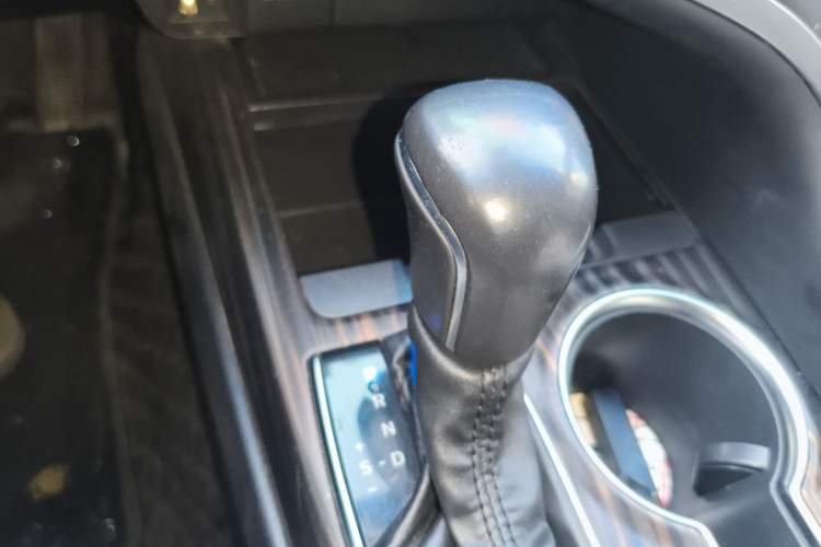 Used Toyota Camry 2019 2.5G Luxury Edition China VI Standard