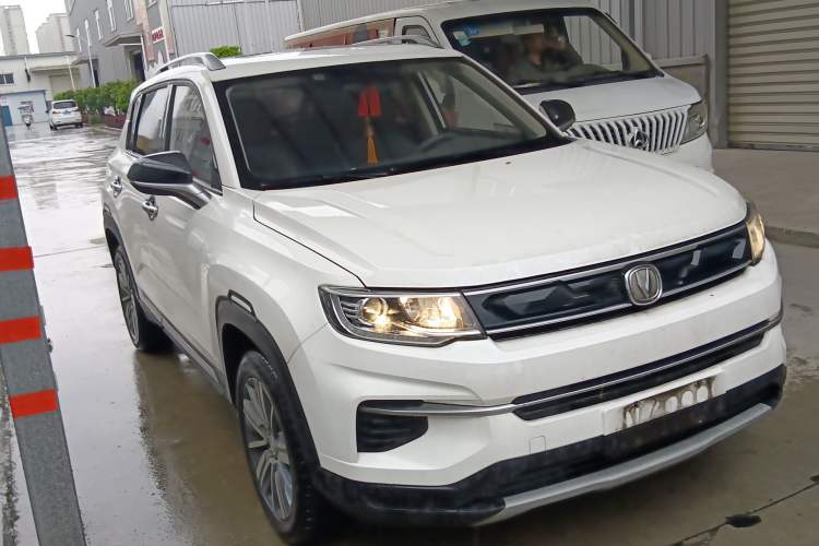 Used CHANGAN CS35PLUS 2018 1.6L Automatic Changlian Edition China V Standard