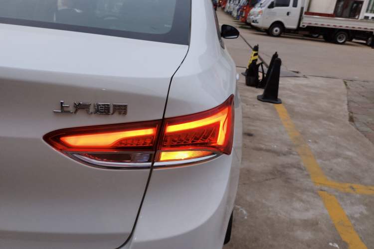 Used Buick GT 2019 18T Automatic Connected Elite Model China VI Standard Right Rear Taillight