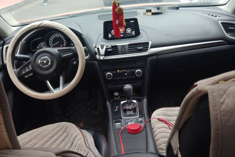 Used Mazda 3 Axela 2017 Sedan 1.5L Automatic Luxury Model Emission Standard China V Center Console