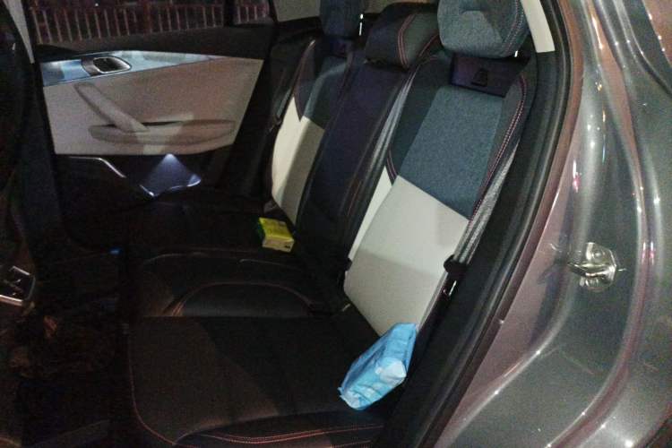 Used Lynk & Co 06 2021 1.5T Shero Pink Special Edition