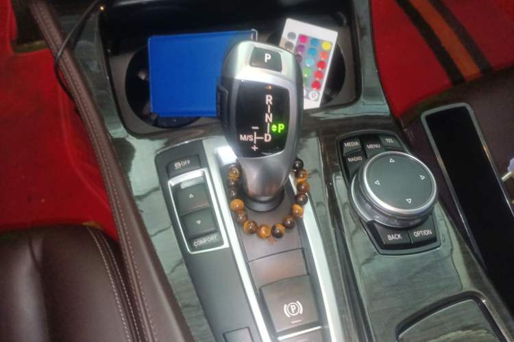 Used BMW 5 Series 2014 525Li Luxury Design Package Gear Lever