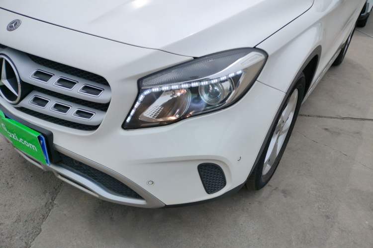 Used Mercedes-Benz GLA 2017 GLA 200 Sport Edition Left Front Headlight