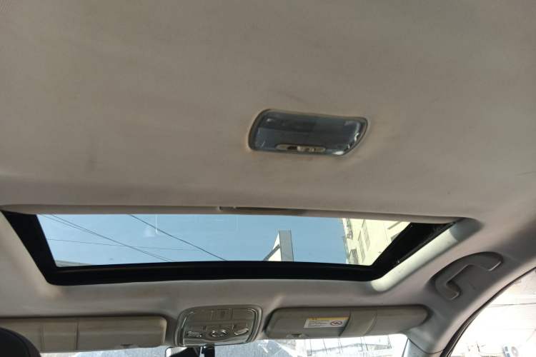 Used Haval H6 2014 Sport Version 1.5T Manual Two-Wheel Drive Elite Edition Headliner