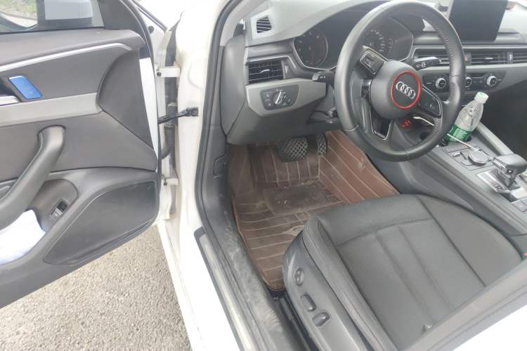 Used Audi A4L 2019 40 TFSI Ambition China VI