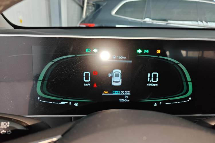 Used Hyundai ix35 2023 Musso 2.0L Deluxe Edition DLX
