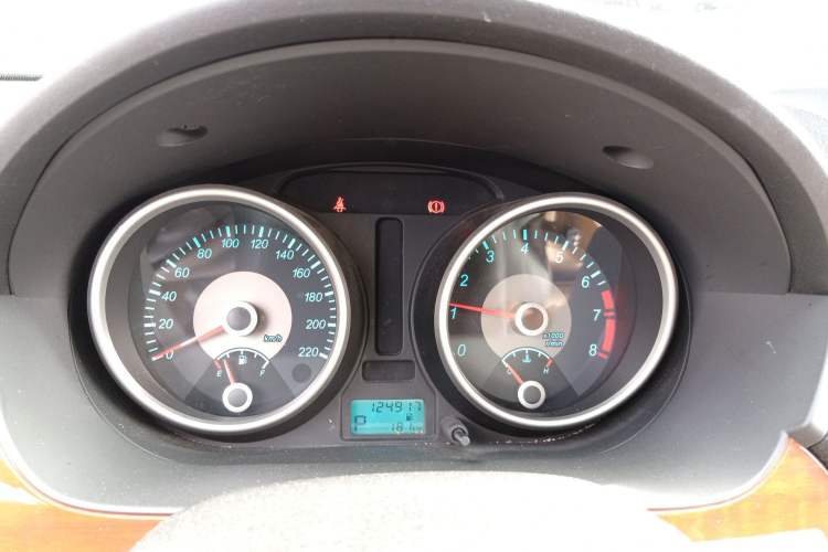 Used Buick Excelle 2013 1.5L Automatic Luxury Model Instrument Cluster