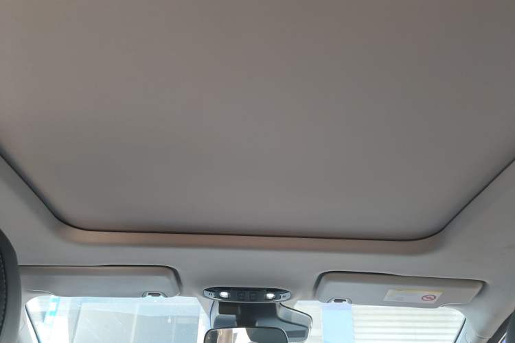 Used AION Y 2023 Younger Star Edition
