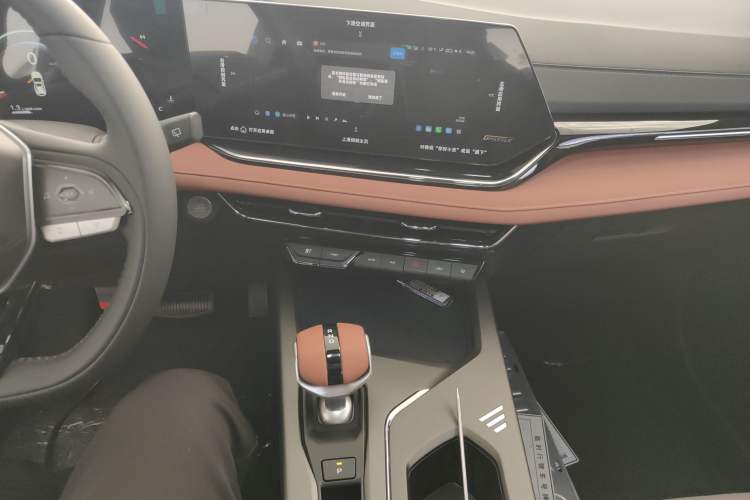 Used Changan X5 PLUS 2026 Model, Second Generation, 1.5T Pioneer PRO
