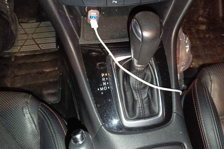 Used Mazda Atenza 2015 2.0L Blue Sky Luxury Edition