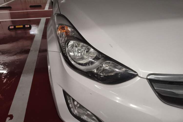 Used Hyundai Elantra (5th Generation / Langdong) 2015 1.6L Automatic Leading Model Right Front Headlight