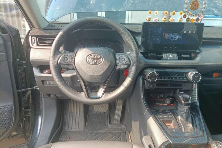 Used Toyota Wildlander 2024 Dual-Motor 2.5L E-CVT Two-Wheel Drive Luxury PLUS Edition