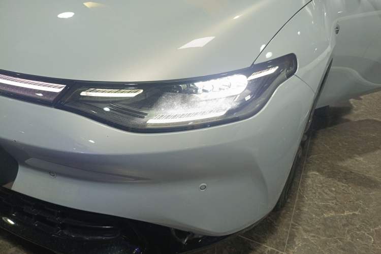 Used Leapmotor C01 2023 630 All-Wheel-Drive Performance Version
