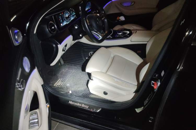 Used Mercedes-Benz E-Class 2017 E 200 L Sport 4MATIC Driver Seat