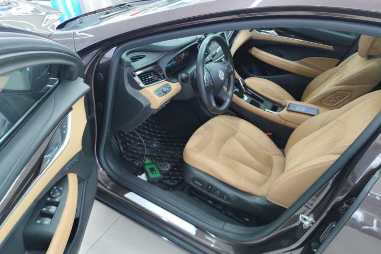 Used Buick LaCrosse 2018 20T Luxury Model
