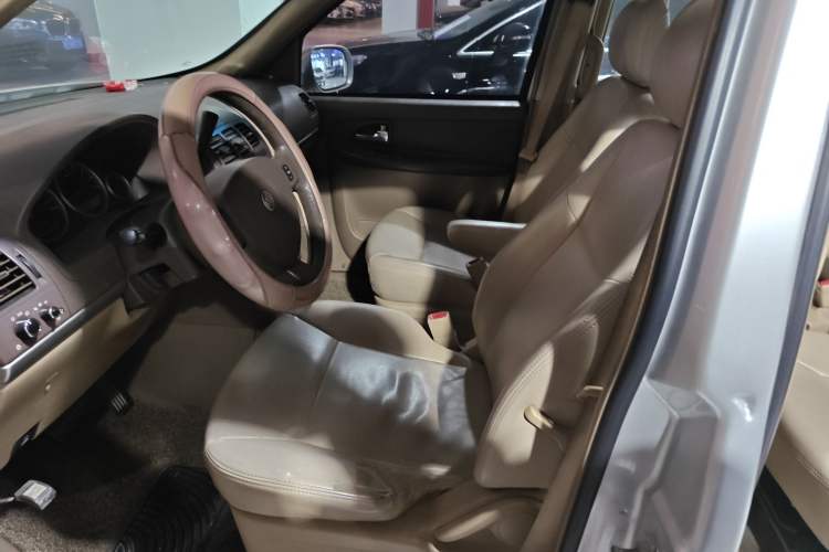 Used Buick GL8 2014 2.4L Classic Edition Left Front Seat