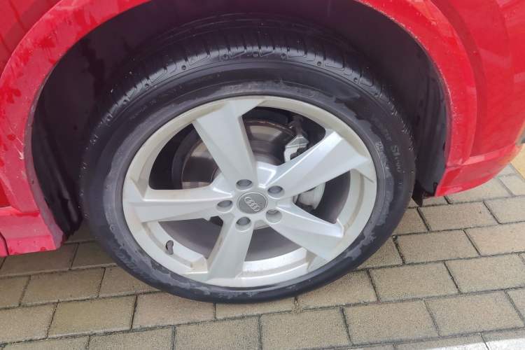 Used Audi Q2L 2020 35 TFSI Fashionable and Elegant Model Right Front Wheel Hub