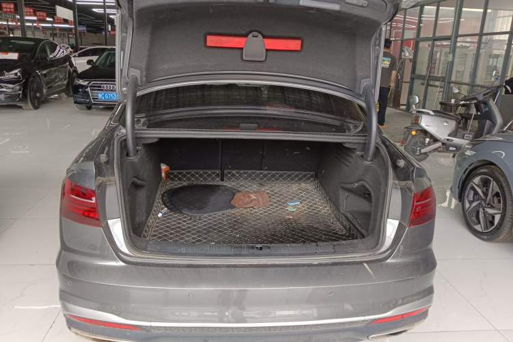 Used Audi A4L 2022 40 TFSI Fashion Dynamic Model Trunk