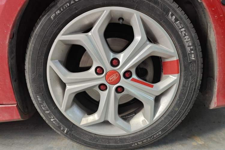 Used Ford Focus 2012 Hatchback 2.0L Manual Luxury Sport Model