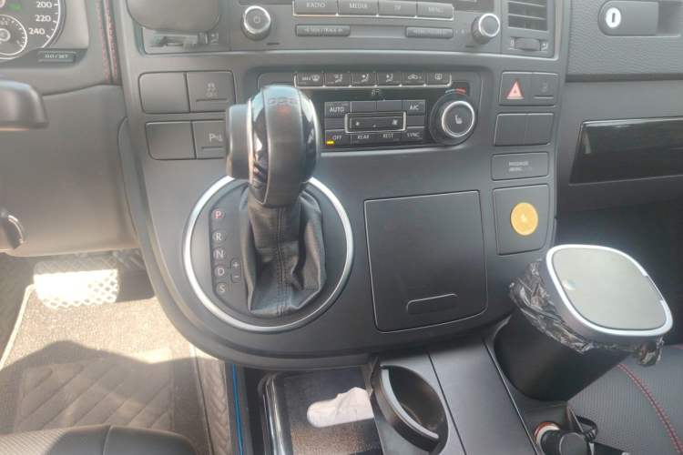Used Volkswagen Multivan 2012 2.0 TSI Two-Wheel Drive Business Edition

