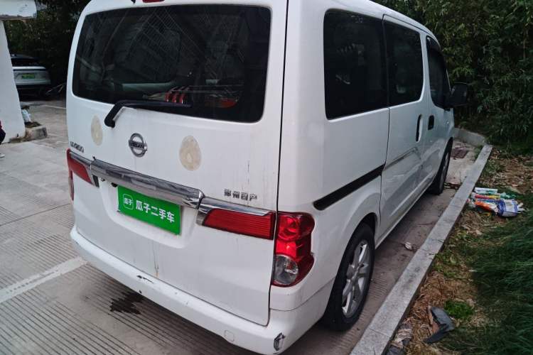 Used Nissan NV200 2011 1.6L 232 Seats Zunya Trim Rear Right 45 Deg