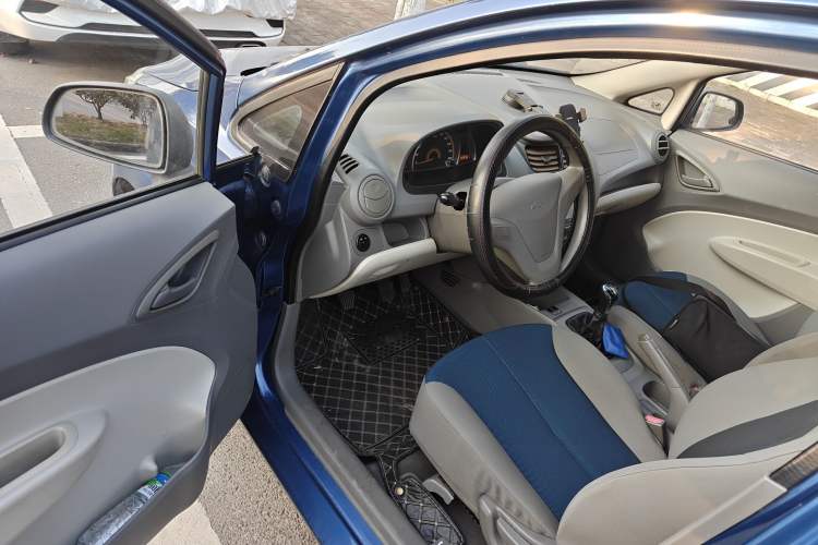 Used Chevrolet Sail 2010 Sedan 1.2L Manual Warm Edition
