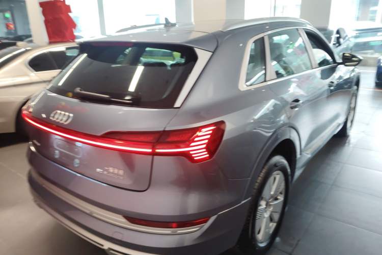 Used Audi e-tron 2021 50 quattro Luxury Edition